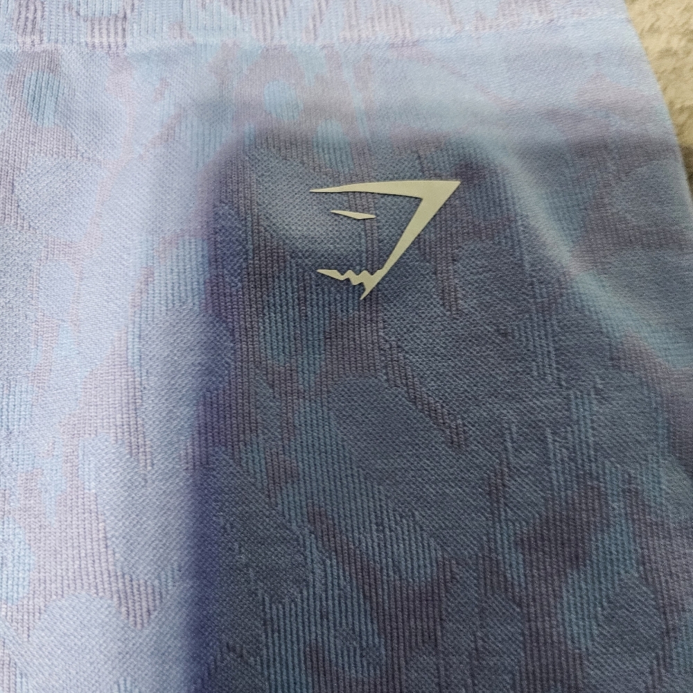 GYMSHARK WOMEN'S LEGGINGS NWOT SIZE MEDIUM LIGHT PURPLE